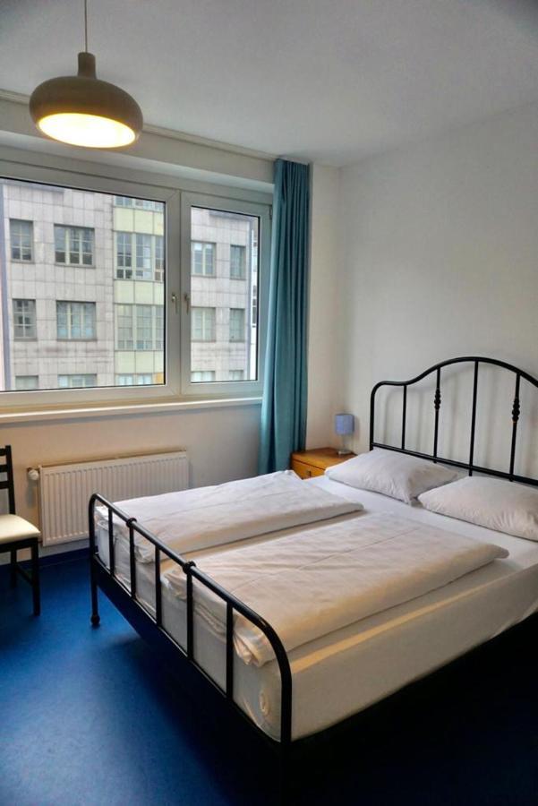 Rixhouse Hostel Берлин Экстерьер фото