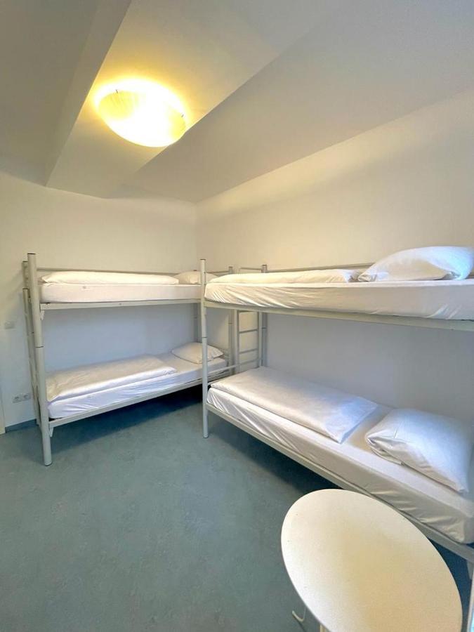 Rixhouse Hostel Берлин Экстерьер фото