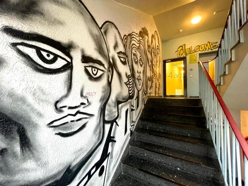 Rixhouse Hostel Берлин Экстерьер фото