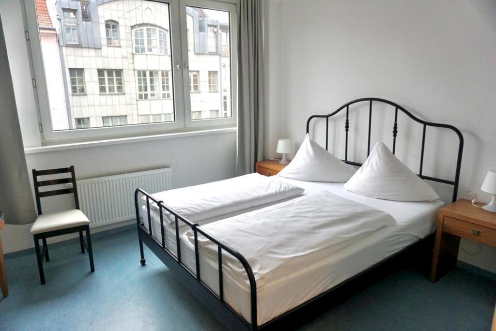 Rixhouse Hostel Берлин Экстерьер фото