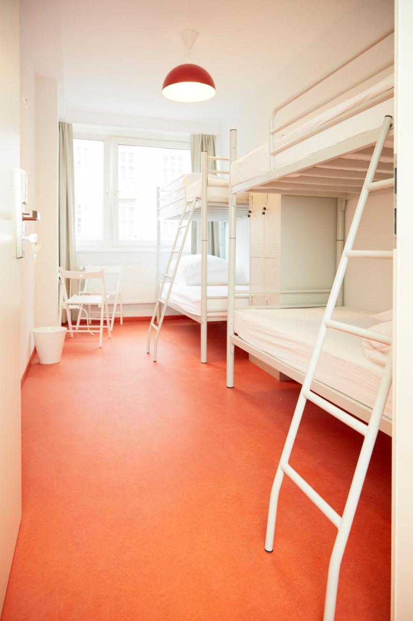 Rixhouse Hostel Берлин Экстерьер фото